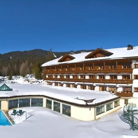 Appartementhaus Ferienanlage Zugspitzblick Ehrwald Eksteriør bilde